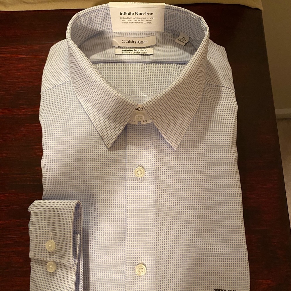 Men’s Calvin Klein Button Up NWT